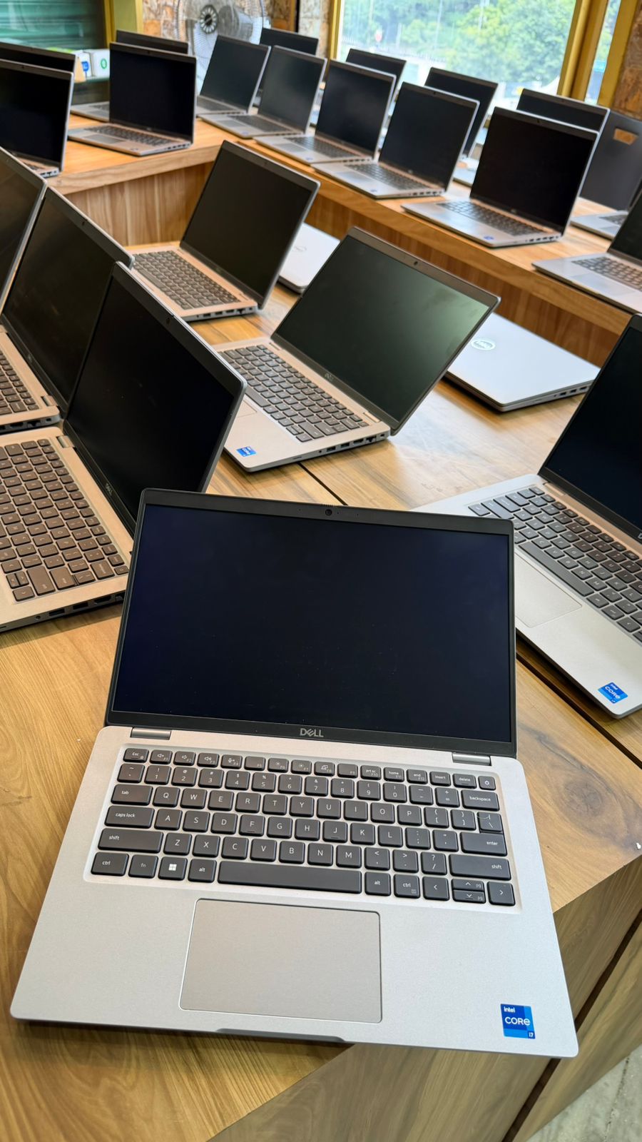 DELL LATITUDE 5420/5421 (CORE I7 11TH GEN) - Image 5