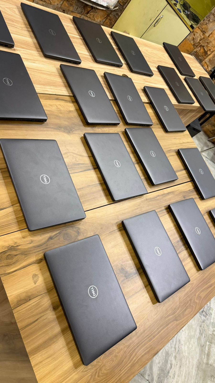 DELL LATITUDE 5400 (Core i5 8th) - Image 5